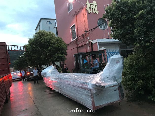 非標(biāo)鑽攻機